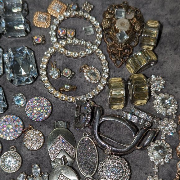 L1071 Rhinestone Pendant/Jewelry Findings Lot 2860 - Picture 4 of 5